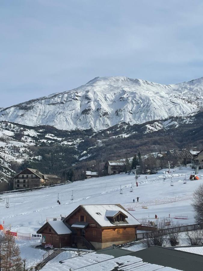 Appartement 2 Ch 40 M2 Au Pied Des Pistes De Ski Enchastrayes Εξωτερικό φωτογραφία